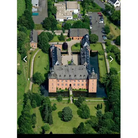Ferienwohnung Wasserschloss * Kirchhundem