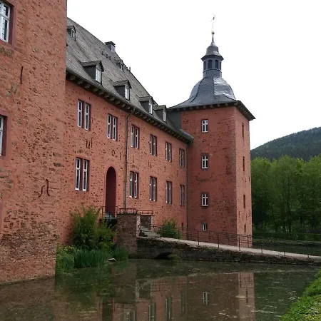 Ferienwohnung Wasserschloss Apartment Kirchhundem