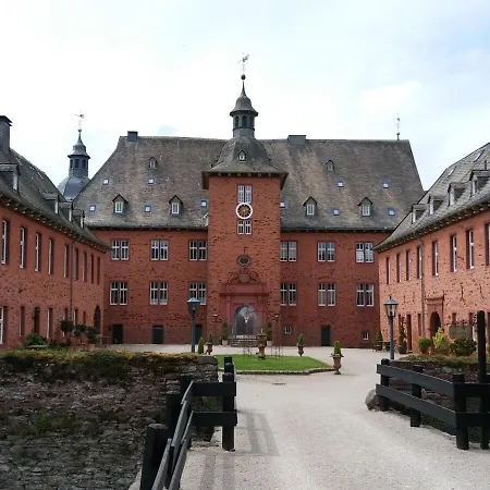 Apartment Ferienwohnung Wasserschloss *
